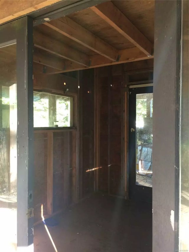 1 of 6 - Lot 5 South Rd, Gabriola Island, BC