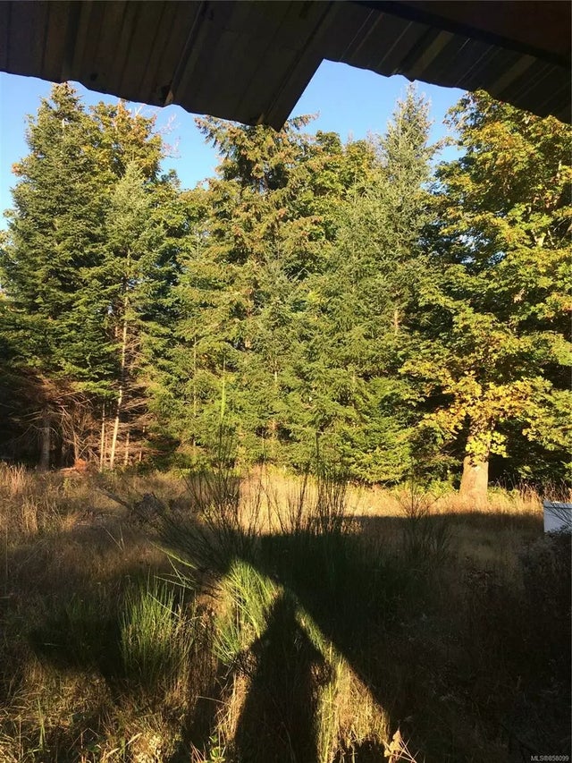 3 of 6 - Lot 5 South Rd, Gabriola Island, BC