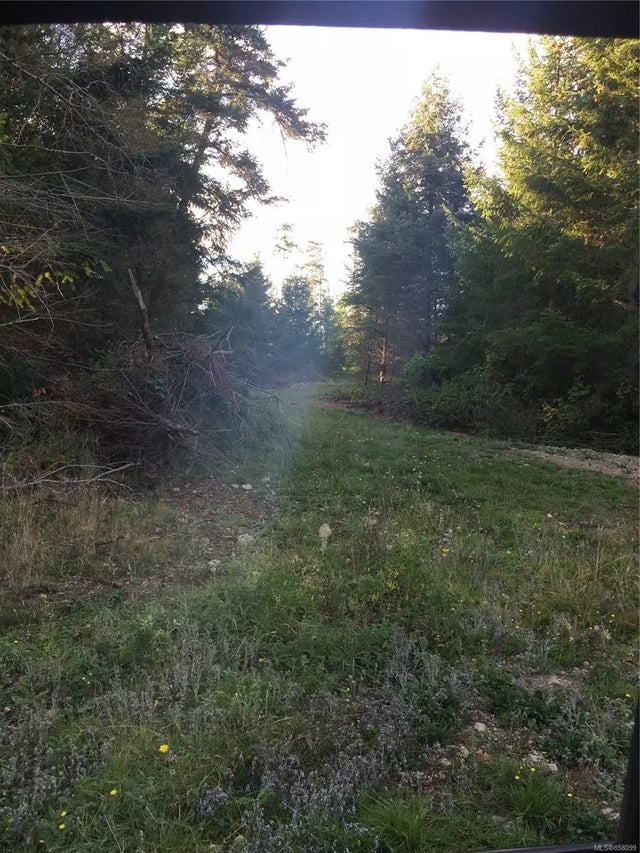 5 of 6 - Lot 5 South Rd, Gabriola Island, BC