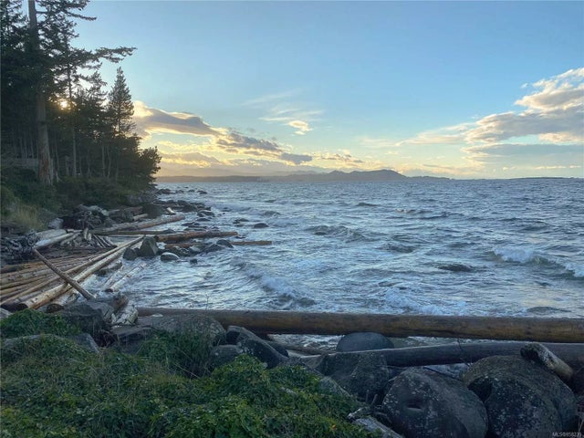 4 of 24 - 368 Tinson Rd, Gabriola Island, BC