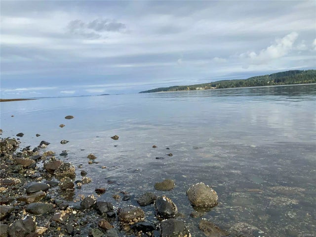 4 of 47 - 6704 Island Hwy S, Fanny Bay, BC