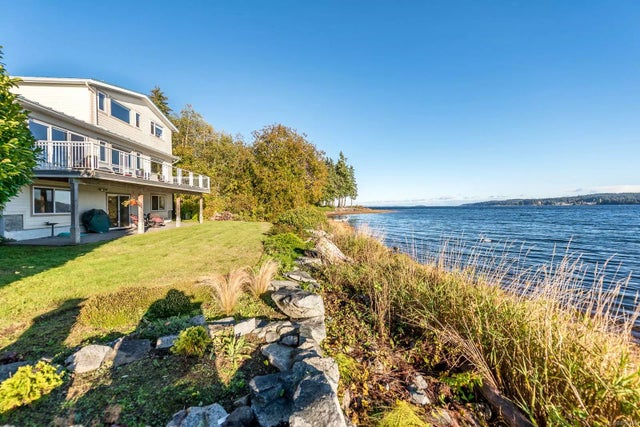 2 of 50 - 6684 Island Hwy S, Fanny Bay, BC