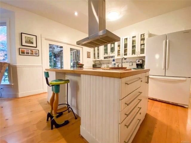 3 of 72 - 3065 Commodore Way, Gabriola Island, BC