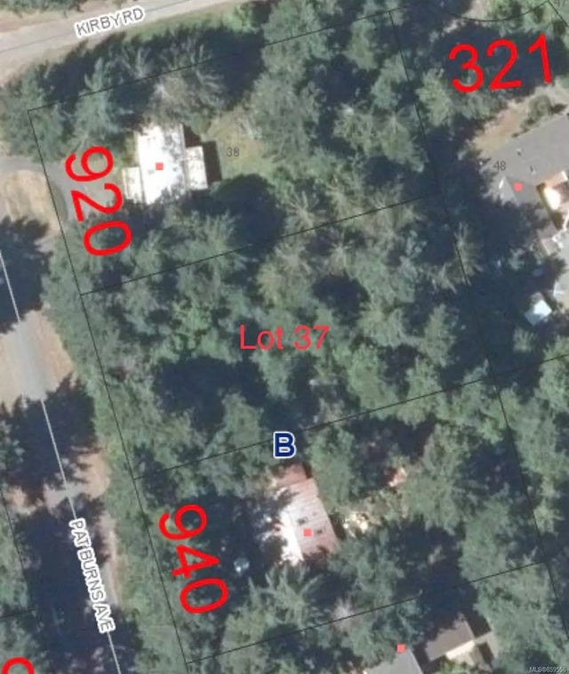 4 of 12 - Lt 37 Pat Burns Ave, Gabriola Island, BC