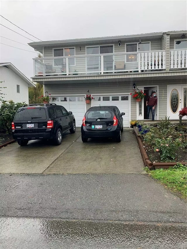 2 of 18 - 1586 Pauline St, Crofton, BC