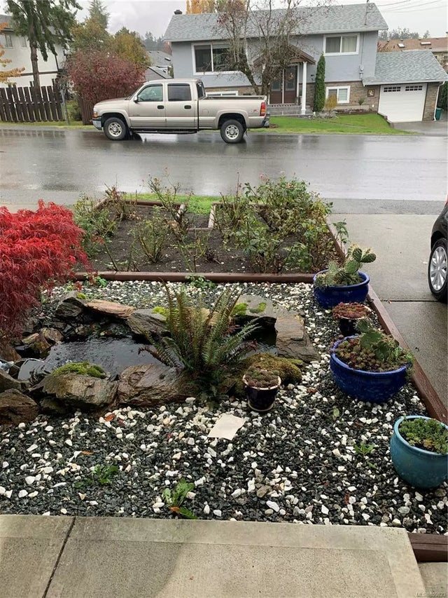 3 of 18 - 1586 Pauline St, Crofton, BC