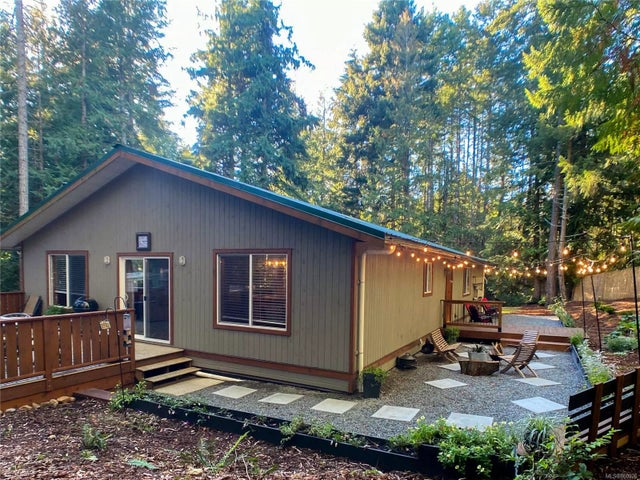1 of 68 - 470 Berg Rd, Gabriola Island, BC