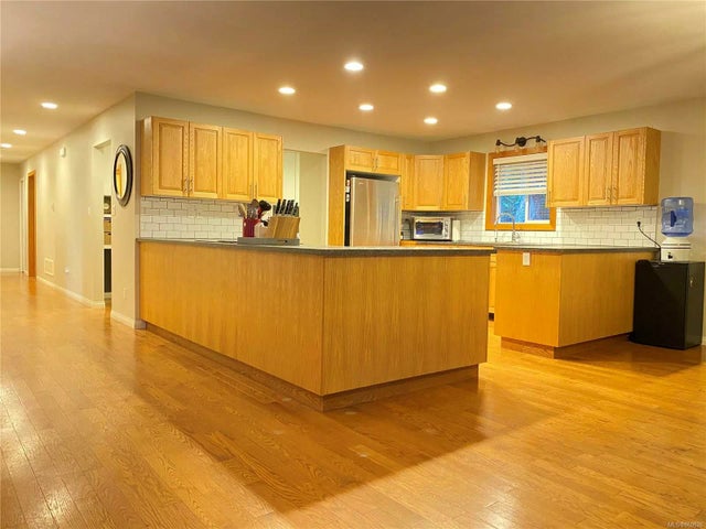 3 of 68 - 470 Berg Rd, Gabriola Island, BC