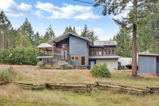 1 of 59 - 3140 Commodore Way, Gabriola Island, BC