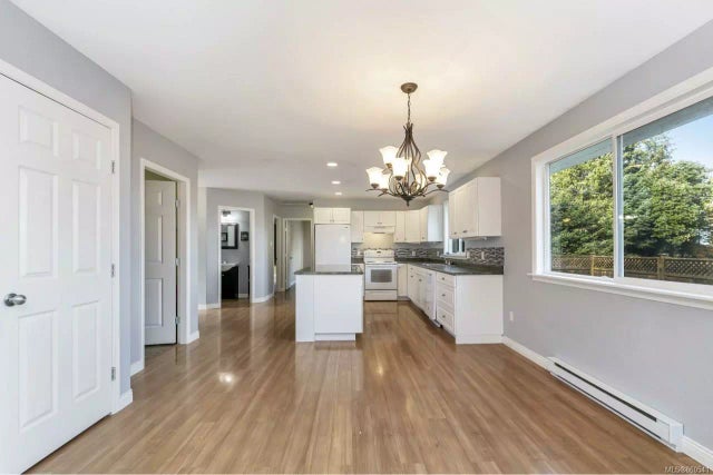 4 of 41 - 8011 Vye Rd, Crofton, BC