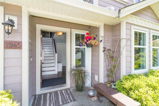 4 of 24 - 7945 Northview Dr, Crofton, BC