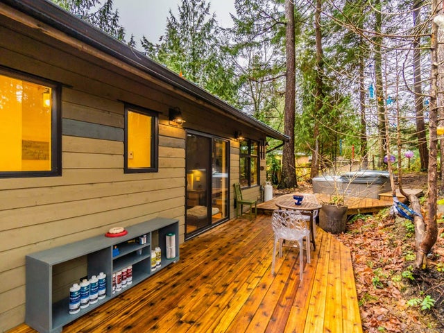 5 of 20 - 322 Hemlock Ave, Gabriola Island, BC