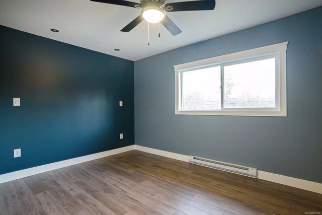 3 of 28 - 7657 Island Hwy S, Fanny Bay, BC