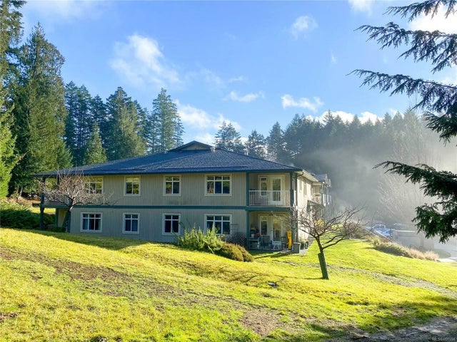 1 of 25 - 500 Argyle Lane 202, Gabriola Island, BC