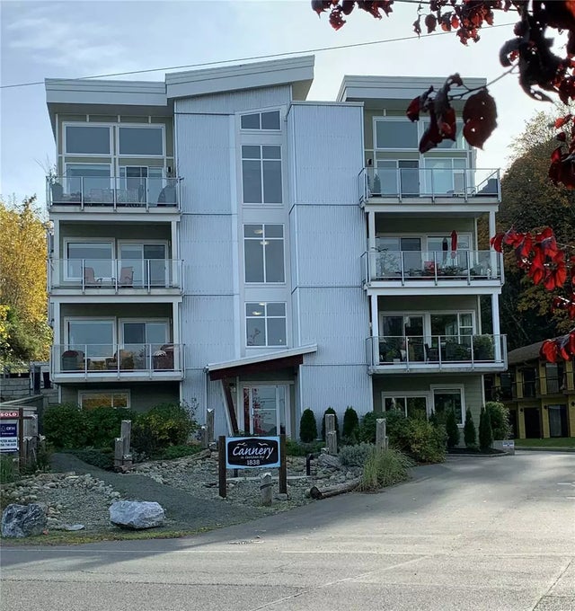 1 of 14 - 1838 Cowichan Bay Rd 306, Cowichan Bay, BC