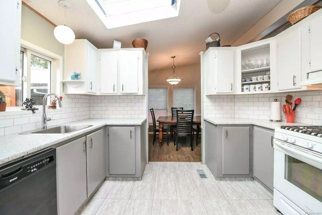 5 of 53 - 6591 Walker Frontage Rd, Fanny Bay, BC