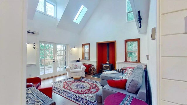 2 of 34 - 940 Canso Rd, Gabriola Island, BC