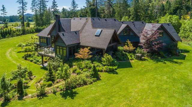 3 of 46 - 2920 Meadow Dr, Nanaimo, BC
