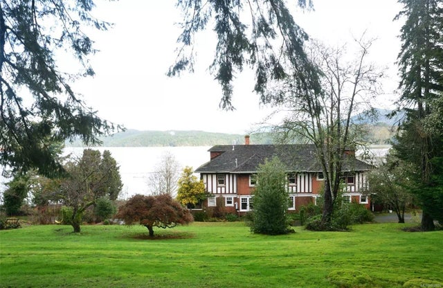 1 of 14 - 4625-4608 Lanes Rd, Cowichan Bay, BC