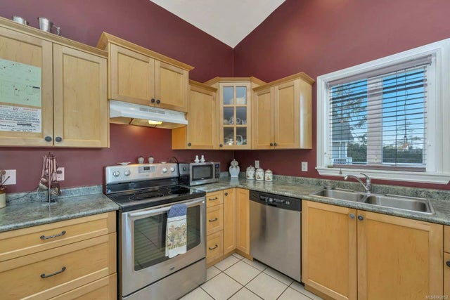 5 of 31 - 1587 Cowichan Bay Rd, Cowichan Bay, BC