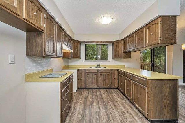 2 of 32 - 1580 Gordon Pl, Cowichan Bay, BC