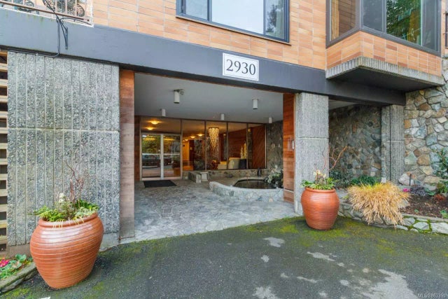 4 of 45 - 2930 Cook St 302, Victoria, BC