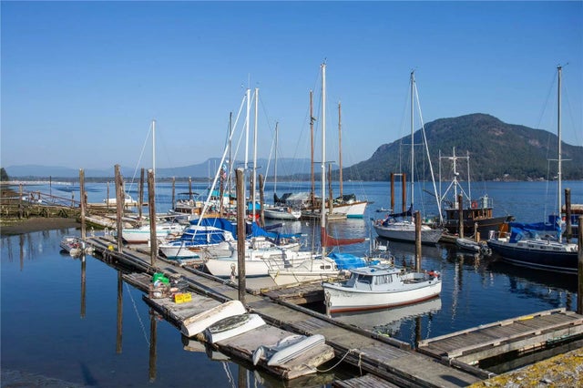 4 of 26 - 1241 Sutherland Dr, Cowichan Bay, BC