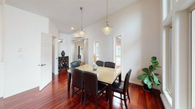 4 of 17 - 733 Berry Point Rd, Gabriola Island, BC