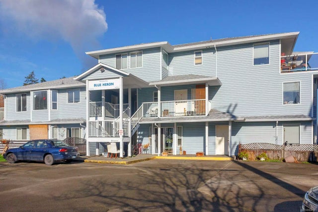 1 of 20 - 1541 Joan Ave, Crofton, BC