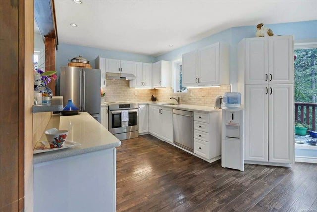 4 of 50 - 948 Canso Rd, Gabriola Island, BC