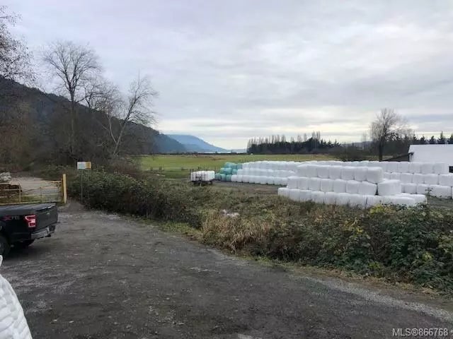 3 of 6 - 1331 Tzouhalem Rd, Cowichan Bay, BC