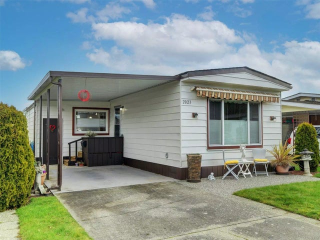 1 of 22 - 2023 Sunfield Cres, Sidney, BC