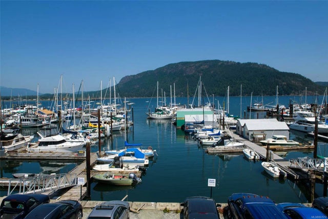 1 of 6 - 1715 Cowichan Bay Rd, Cowichan Bay, BC