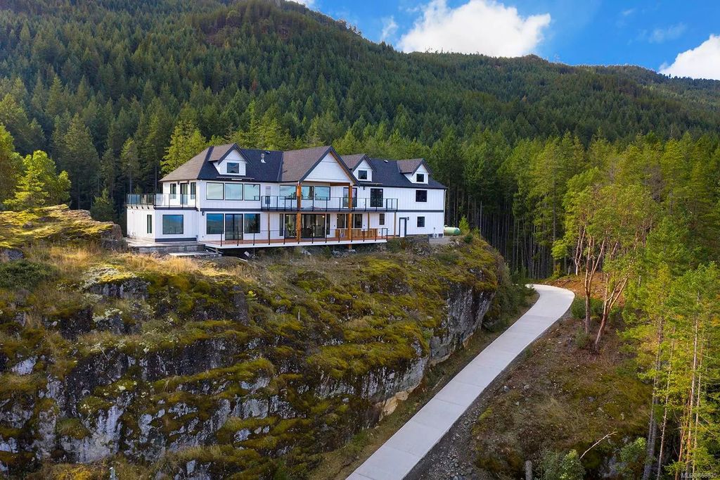 3141 Northwood Rd, Nanaimo