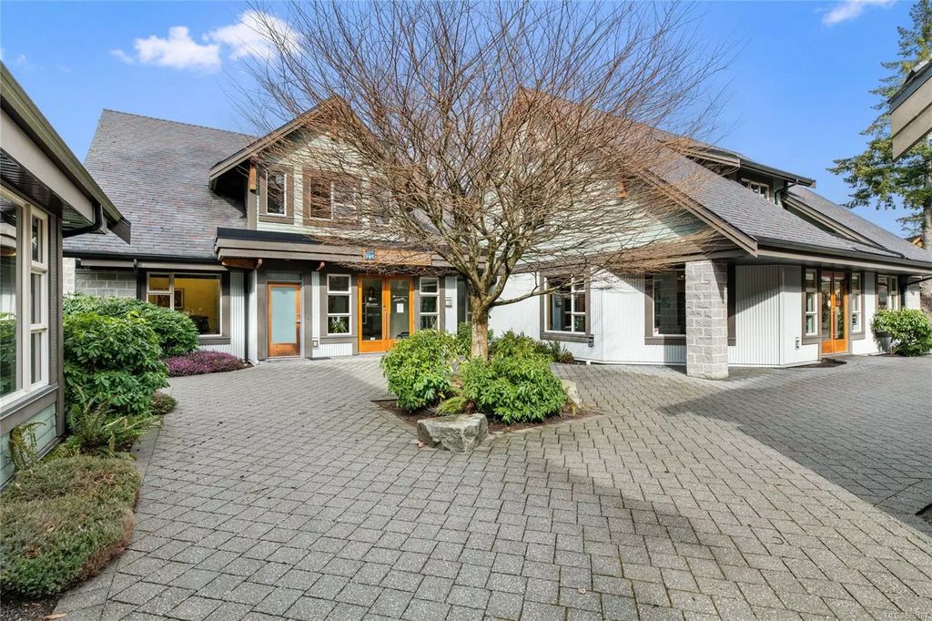 5279 Rutherford Rd, Nanaimo