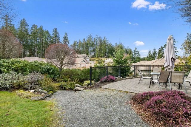 2 of 72 - 5279 Rutherford Rd, Nanaimo, BC