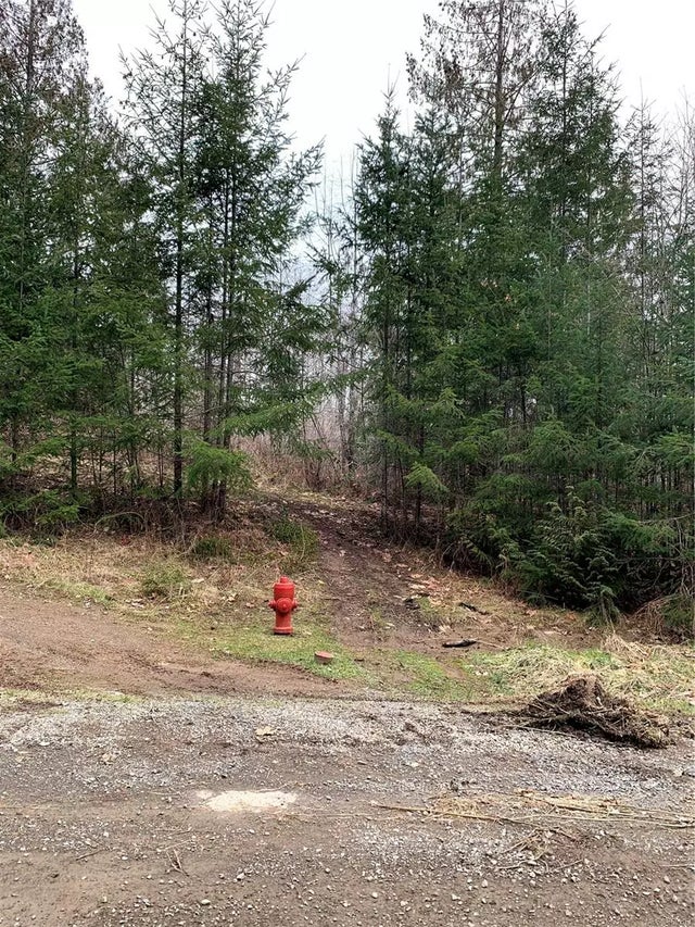 5 of 5 - 1 Country Rd, Fanny Bay, BC