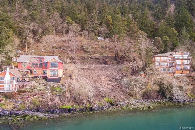 3 of 9 - 988 Khenipsen Rd, Cowichan Bay, BC