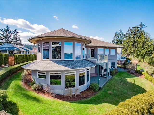 2 of 38 - 8128 Spinnaker Pl, Crofton, BC