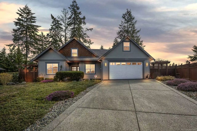 1 of 33 - 1874 Falcon Cres, Cowichan Bay, BC