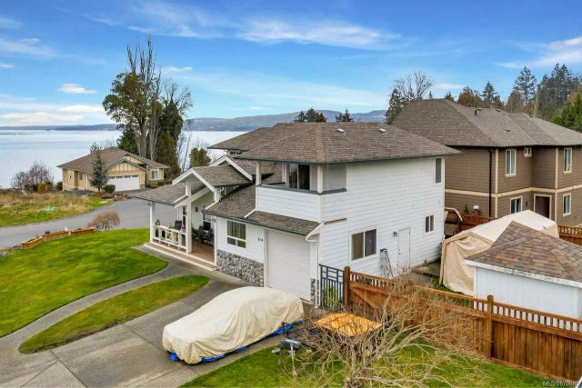 1 of 35 - 8019 Collinson Pl, Crofton, BC