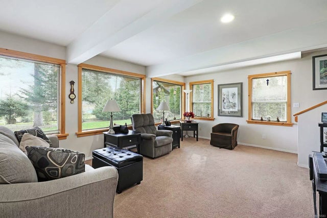 2 of 15 - 6632 Mystery Beach Dr, Fanny Bay, BC