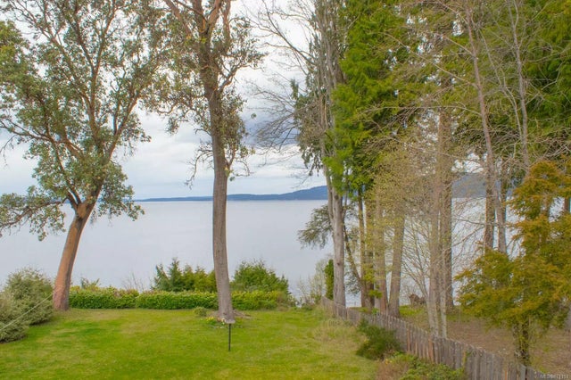 2 of 41 - 1219 Barnes Rd, Crofton, BC