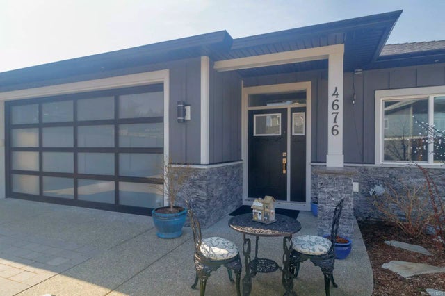 1 of 53 - 4676 Caspian Pl, Cowichan Bay, BC