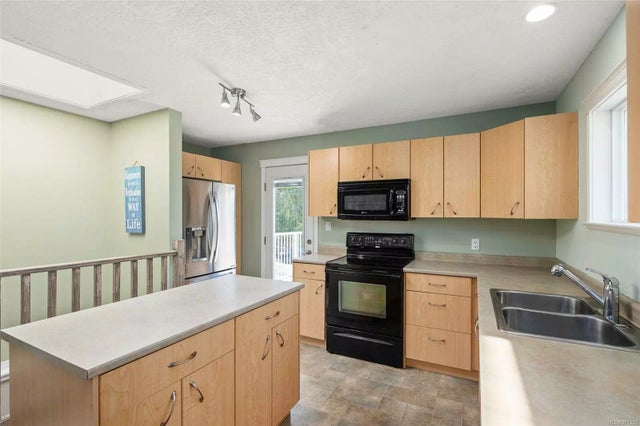 5 of 31 - 1820 Pritchard Rd, Cowichan Bay, BC