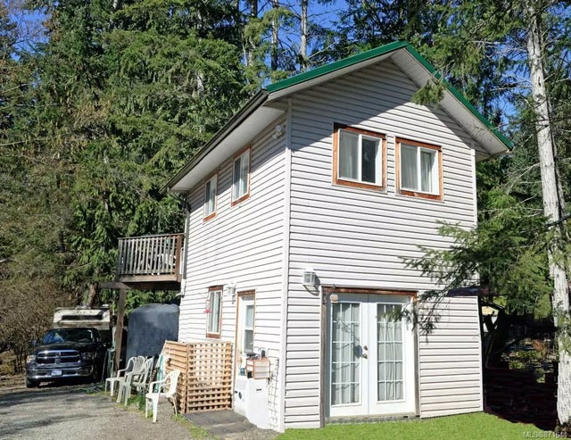 1 of 4 - 655 Gallagher Way, Gabriola Island, BC