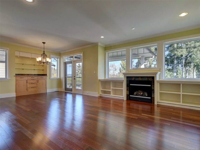 2 of 30 - 1619 Simon Pl, Cowichan Bay, BC