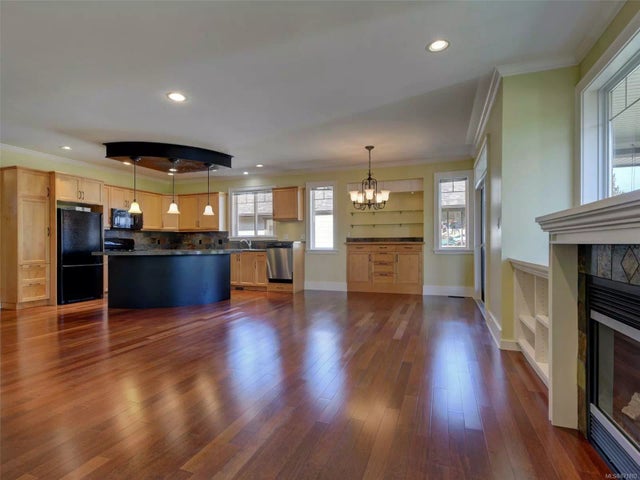 4 of 30 - 1619 Simon Pl, Cowichan Bay, BC