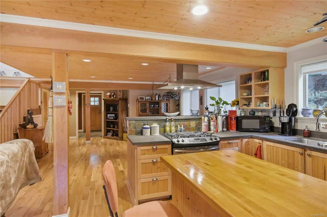 3 of 46 - 881 Christine Close, Gabriola Island, BC