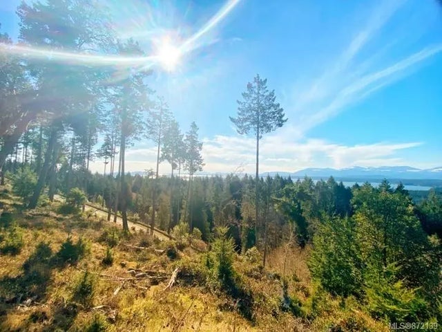 1 of 14 - 1915 Seymour Rd, Gabriola Island, BC